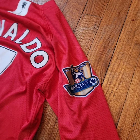 2007/08 Ronaldo long sleeved manchester united home kit jersey - Picture 3 of 5